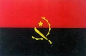 我国与安哥拉建立外交关系