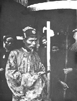 我国与越南建立外交关系