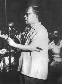 陈伯达被中央定性（歷史上的今天。中國）