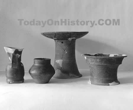 河南省登封县发现夏朝最早建都阳城遗址（歷史上的今天.中国）