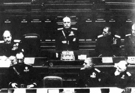 墨索里尼改组内阁，全部由法西斯份子组成（历史上的今天todayonhistory.com）