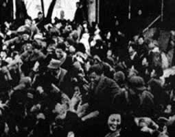 抗美援朝，志愿军跨过鸭绿江赴朝鲜前线