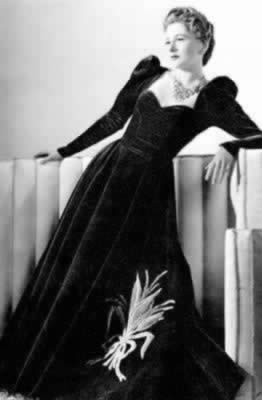 美国影星琼·芳登出生