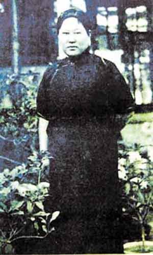 施剑翘刺杀孙传芳(LSSDJT.com)