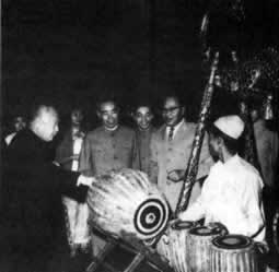 周总理访问亚非14国(历史上的今天todayonhistory.com)