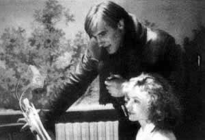 法国电影的“票房火车头”德帕蒂约诞辰（历史上的今天。中國）