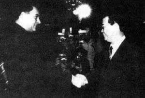 印度总理拉·甘地访问我国（历史上的今天。中國）