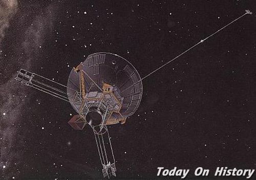 先驱者10号太空探测器