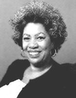 美国小说家、诺贝尔文学奖得主托妮·莫里森出生