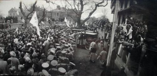 孙中山灵柩移往中央公园