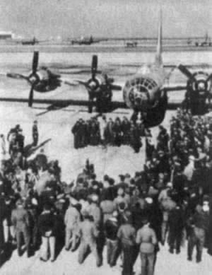 B-50首次完成中途不着陆绕世界飞行（转自：todayonhistory.com）
