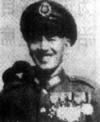 蒋介石改组“国民政府”