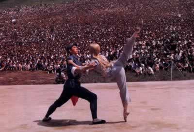 延安公演歌剧《白毛女》(TodayinHistory.cn)