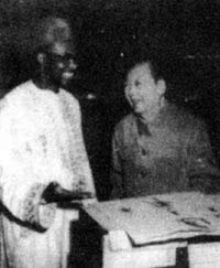 毛泽东会见特拉奥雷(Todayonhistory.com)