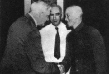 《美国军事援华法案》通过