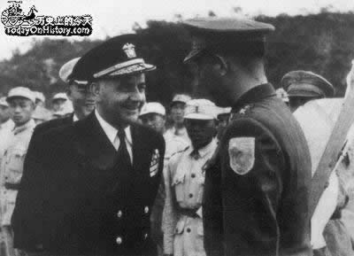 美国第七舰队进驻台湾海峡(TodayOnHistory.COM)