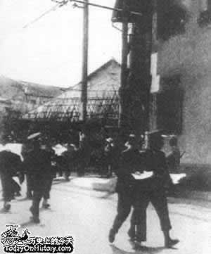中国拒绝在凡尔赛和约上签字(TodayOnHistory.COM)