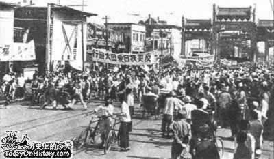 朱自清宁肯饿死不食美国粮