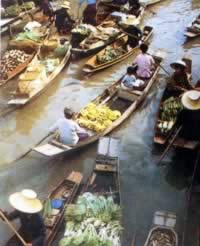 我国与泰国建立外交关系