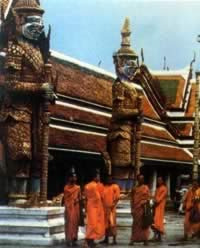 我国与泰国建立外交关系