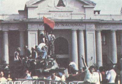 尼加拉瓜独裁者索摩查被驱逐