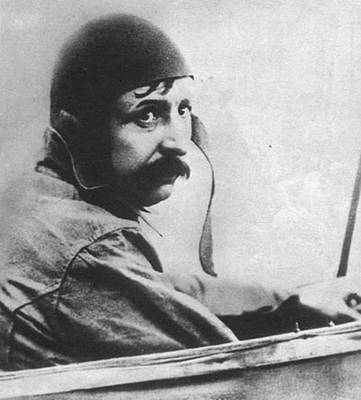 飞机第一次成功飞越英吉利海峡