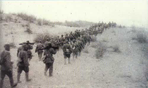 新中国组建新疆生产建设兵团