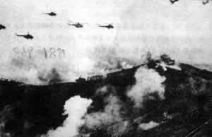 邓小平检阅华北军事演习(TodayOnHistory.COM)